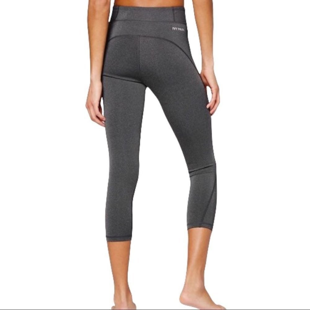 ** Ivy Park Dark Grey Sculpt Cropped Leggings Size S